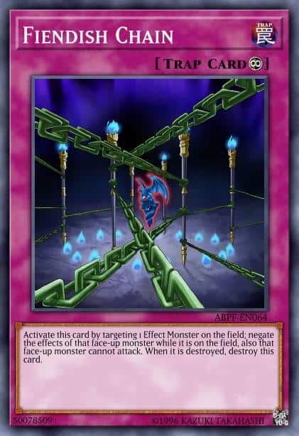 Fiendish Chain - (Saga of Blue-Eyes White Dragon Structure) - (SDBE-EN034) - (Common)